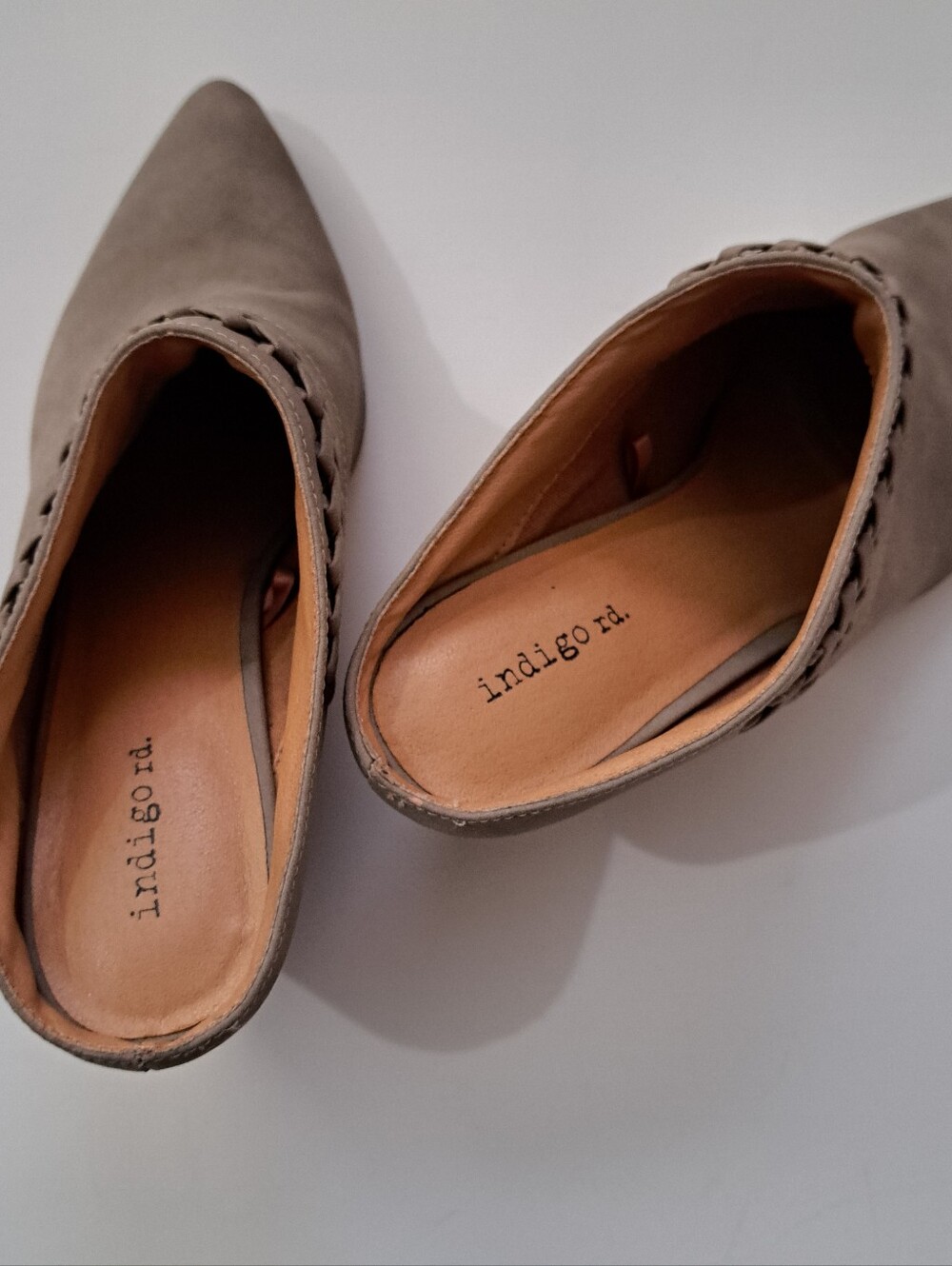 Indigo Taupe Braided Suede Pointed Toe Mules 10M - Picture 3 of 12
